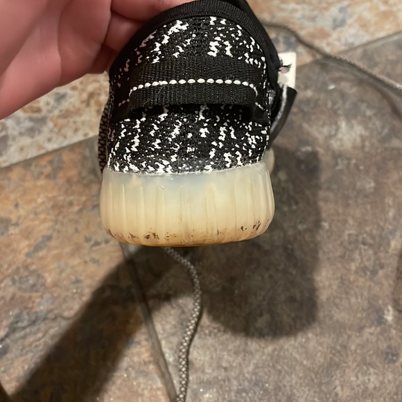 Light up shoes, but don’t know if they work - Picture 12 of 13